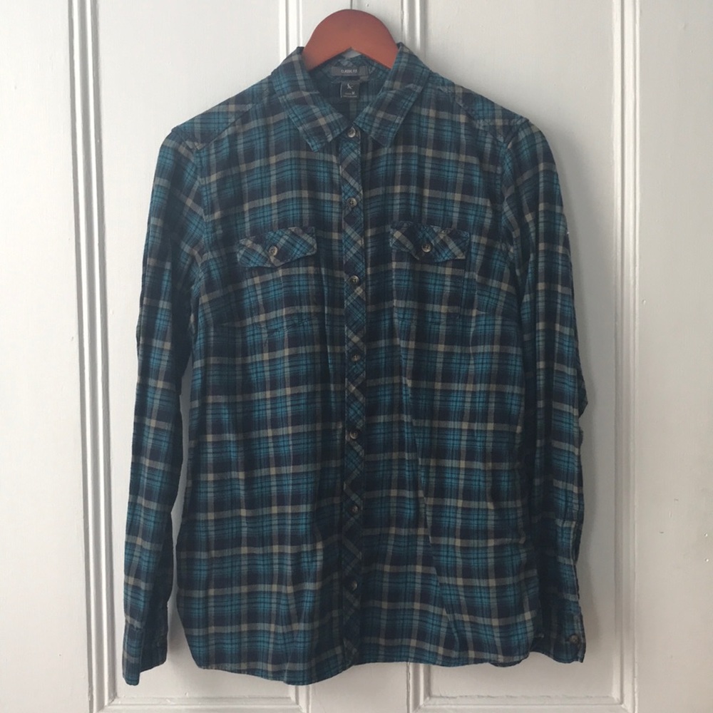 Eddie Bauer Classic Fit Plaid Button Down Shirt